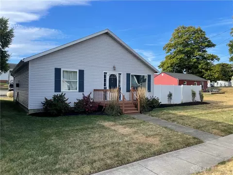 7 W Main St, Fletcher, OH 45326