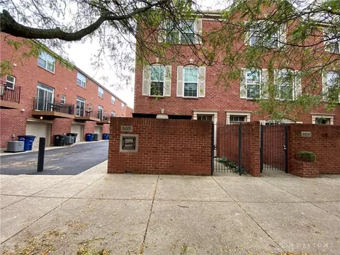 207 N Patterson Blvd, Dayton, OH 45402