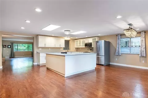 5053 Timberly Dr, Sugarcreek Township, OH 45440