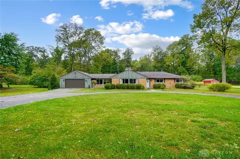4839 Glenmina Dr, Dayton, OH 45440