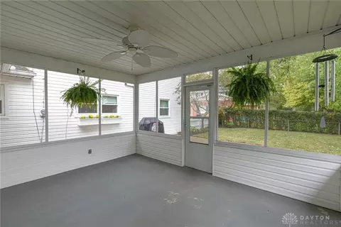 Exterior - 2715 Rockford Dr, Springfield, OH 45503 photo 2 of 10