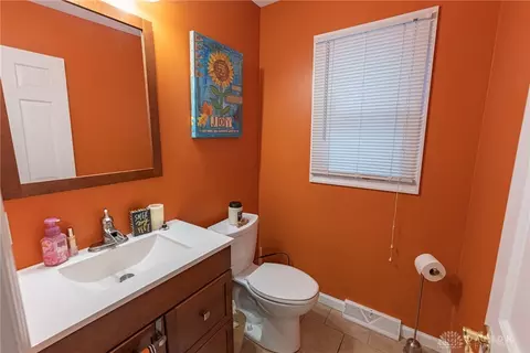 Bath - 2715 Rockford Dr, Springfield, OH 45503 photo 1 of 3