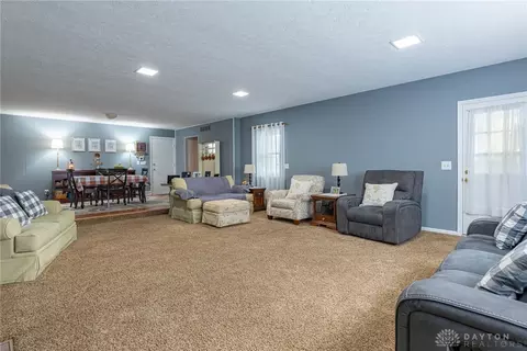 Living - 2715 Rockford Dr, Springfield, OH 45503 photo 6 of 6