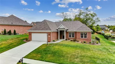 2801 Arbor Pointe Dr, Middletown, OH 45042