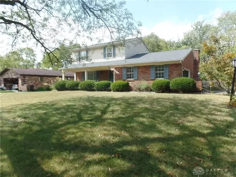 2065 Winding Creek Ln, Mason, OH 45040