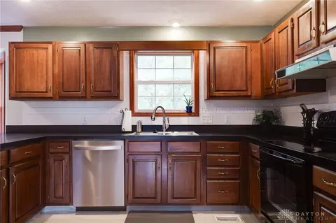 37 Gerry Ct, Springboro, OH 45066 photo 8