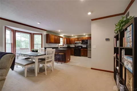 37 Gerry Ct, Springboro, OH 45066 photo 12