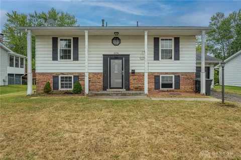 1479 Southwind Dr, Mason, OH 45040