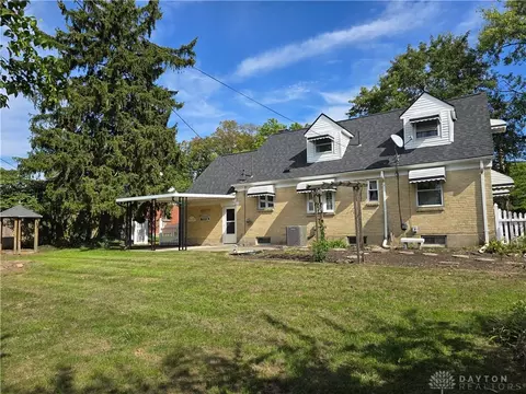 Exterior - 3657 Shroyer Rd, Kettering, OH 45429 photo 5 of 6