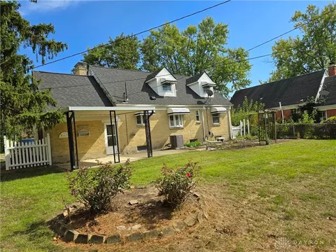 Exterior - 3657 Shroyer Rd, Kettering, OH 45429 photo 3 of 6