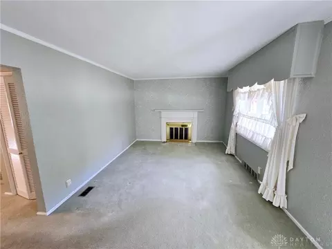 Living - 3657 Shroyer Rd, Kettering, OH 45429 photo 2 of 3
