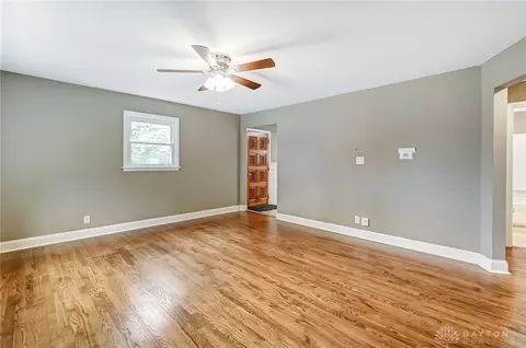1273 Central Park Ave, Kettering, OH 45409 photo 7