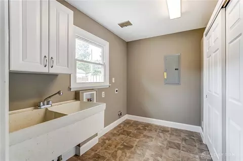 1273 Central Park Ave, Kettering, OH 45409 photo 19