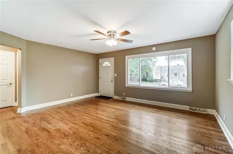 1273 Central Park Ave, Kettering, OH 45409 photo 5