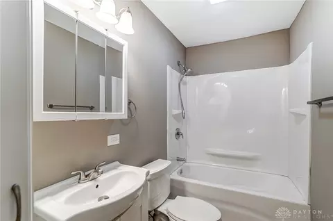 1273 Central Park Ave, Kettering, OH 45409 photo 16