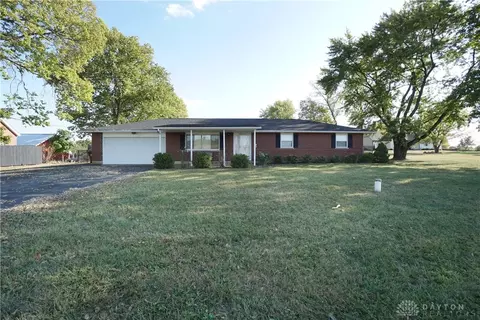 12370 Little Richmond Rd, Brookville, OH 45309