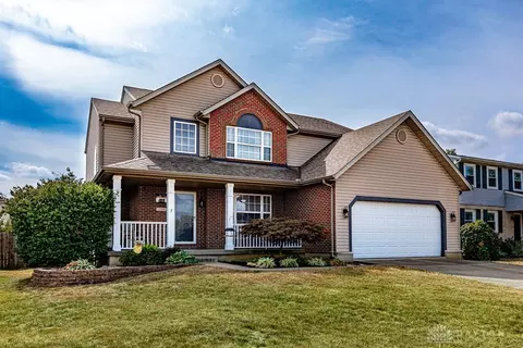 235 W Aberdeen Dr, Trenton, OH 45067