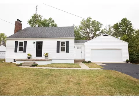 163 Grange Hall Rd, Beavercreek, OH 45430