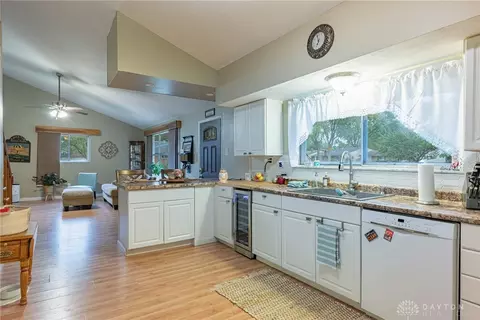 2501 Santa Rosa Dr, Dayton, OH 45440 photo 7
