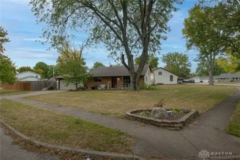 2501 Santa Rosa Dr, Dayton, OH 45440 photo 2