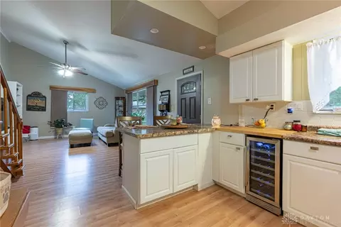 2501 Santa Rosa Dr, Dayton, OH 45440 photo 12