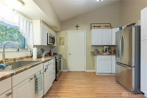 2501 Santa Rosa Dr, Dayton, OH 45440 photo 8