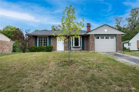 4873 Lodgeview Dr, Dayton, OH 45424