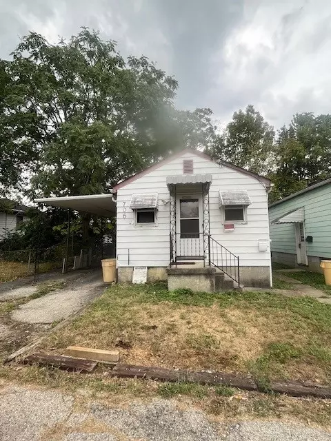 706 Elm Ct, Wyoming, OH 45215