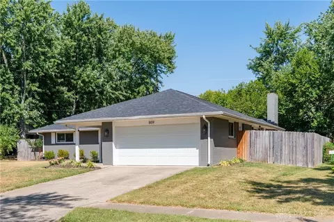 809 Rockhill Ave, Kettering, OH 45429 photo 3