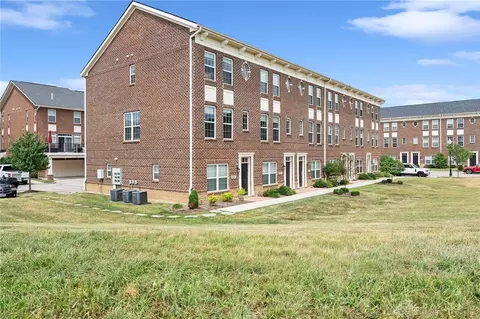 901 Brownstone Row, Springboro, OH 45066 photo 25