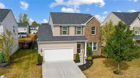 1131 Baywood Dr, Fairborn, OH 45324