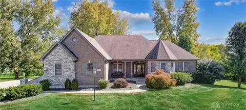 6920 Clearview Ct, Springboro, OH 45066