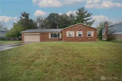 7908 Manor Dr, West Chester, OH 45069