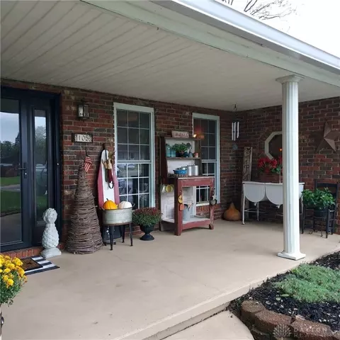 Exterior - 105 Parrish Dr, Gratis, OH 45330 photo 2 of 8