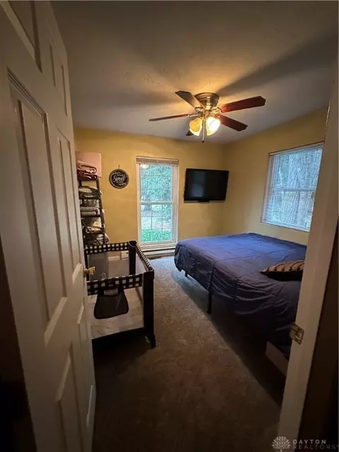 Bedroom - 105 Parrish Dr, Gratis, OH 45330 photo 2 of 3