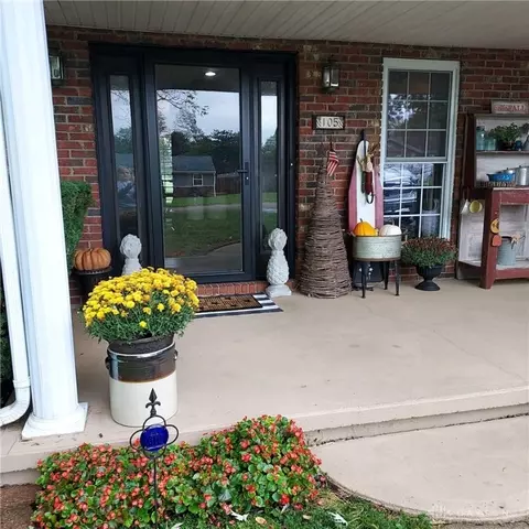 Exterior - 105 Parrish Dr, Gratis, OH 45330 photo 3 of 8