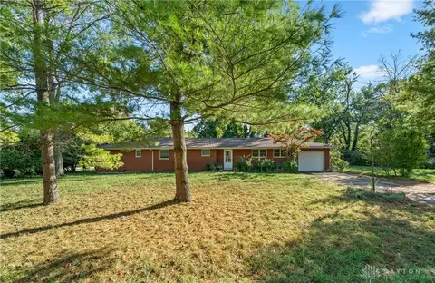 640 W Limestone St, Yellow Springs, OH 45387