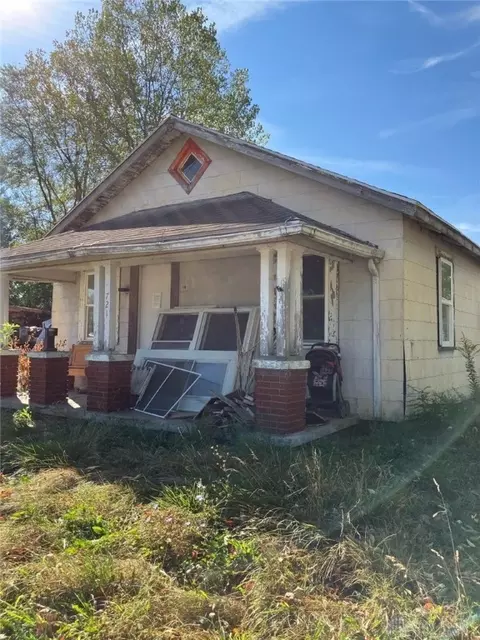 721 Kinnane Ave, Springfield, OH 45505