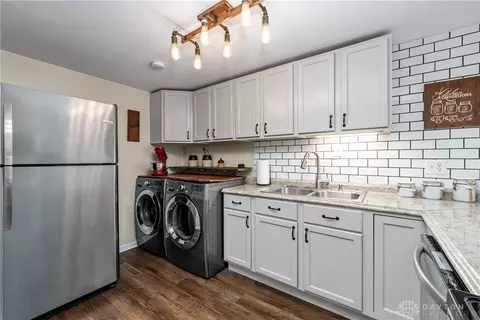 1608 Hillwood, Kettering, OH 45439 photo 8