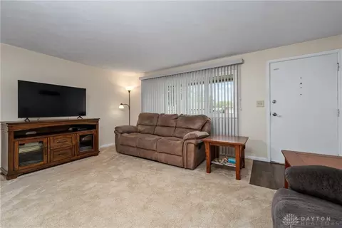 1608 Hillwood, Kettering, OH 45439 photo 4
