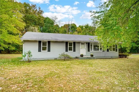 2936 Middleboro Rd, Morrow, OH 45152 photo 2
