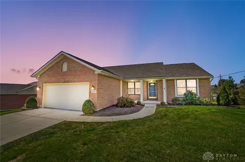 1307 Rosalind Dr, Miamisburg, OH 45342