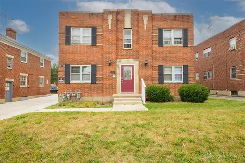 52 W Nottingham Rd, Dayton, OH 45405