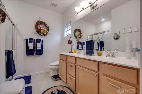 Bath - 173 Rapids Dr, Fairborn, OH 45324 photo 1 of 3