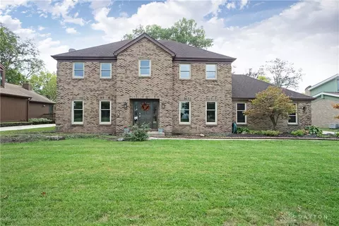 5393 Crossbridge Dr, West Chester, OH 45069