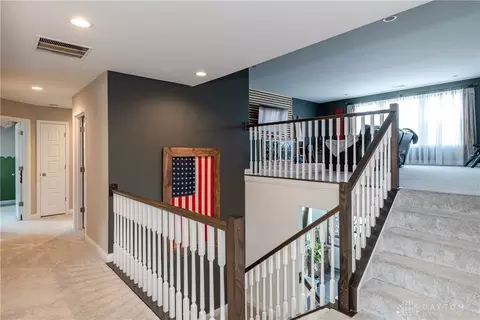 Entry Way - 5849 Spinney Ct, Springboro, OH 45066 photo 9 of 11