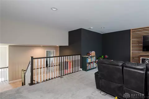 Entry Way - 5849 Spinney Ct, Springboro, OH 45066 photo 10 of 11
