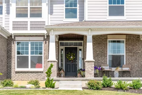 Exterior - 5849 Spinney Ct, Springboro, OH 45066 photo 5 of 10