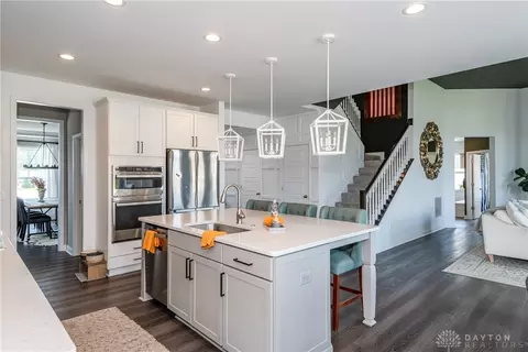Kitchen - 5849 Spinney Ct, Springboro, OH 45066 photo 6 of 6