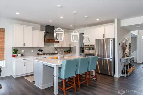 Kitchen - 5849 Spinney Ct, Springboro, OH 45066 photo 3 of 6